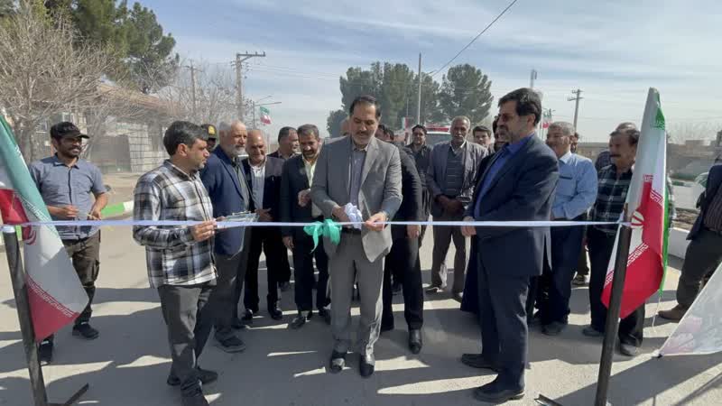 بلوار آزادی روستای جنت‌آباد با حضور استاندار قم افتتاح شد